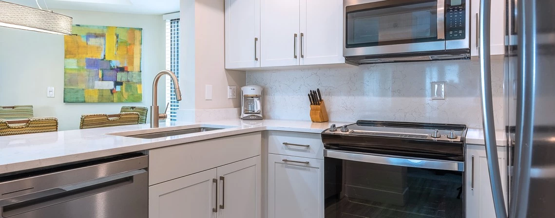 Pointe Estero kitchen