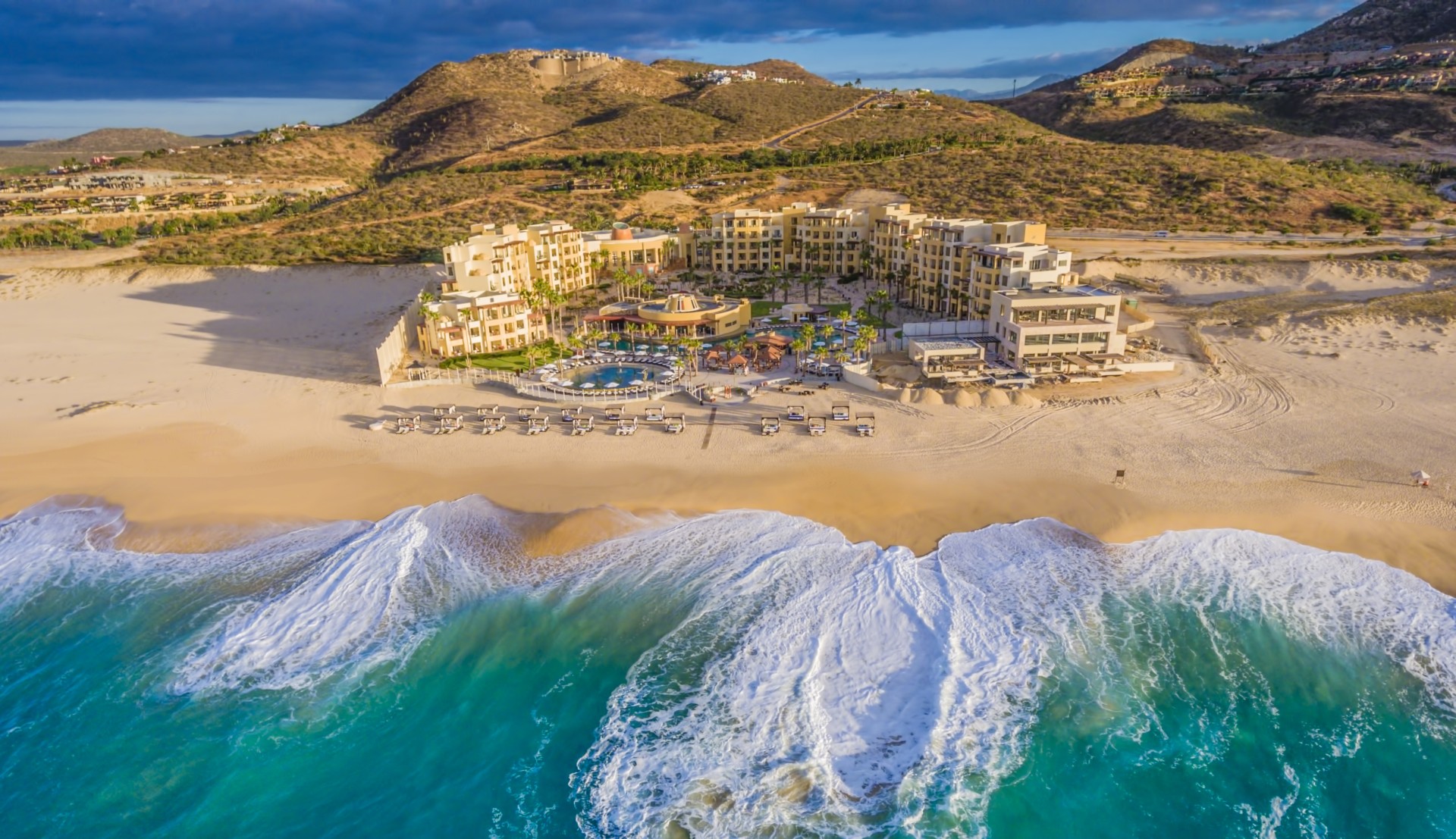 Pueblo Bonito Resorts logo