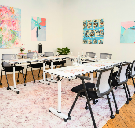 Studio 211