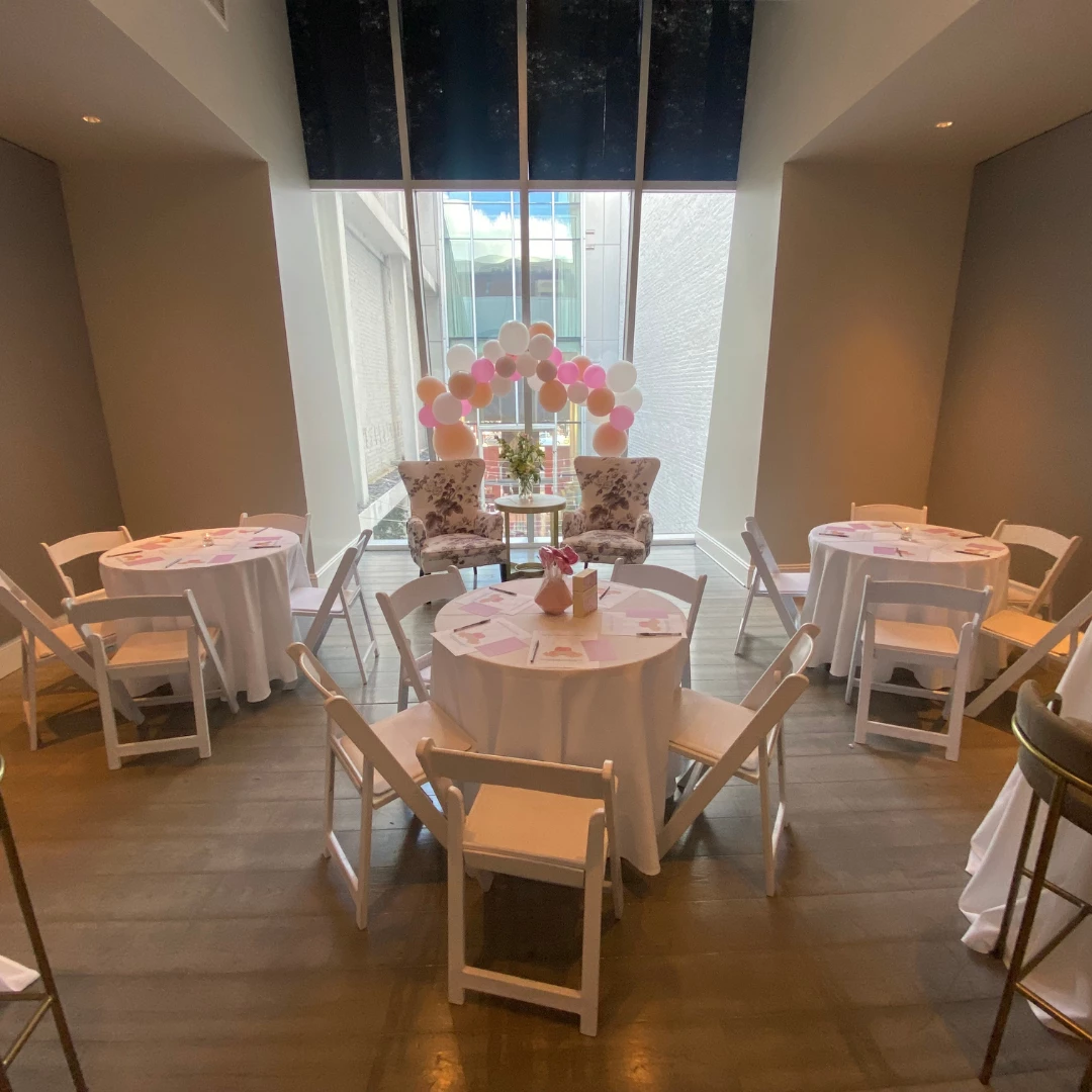 Gray Owl setting for shower