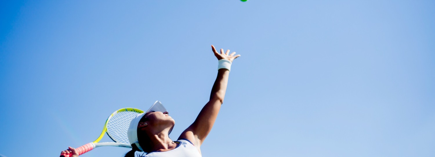 a woman playing tennis