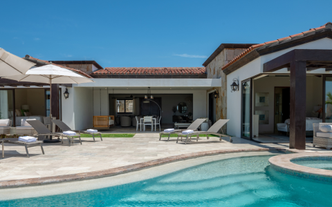 The Appeal of Quivira Los Cabos to Second-Home Buyers & Retirees Blog Post