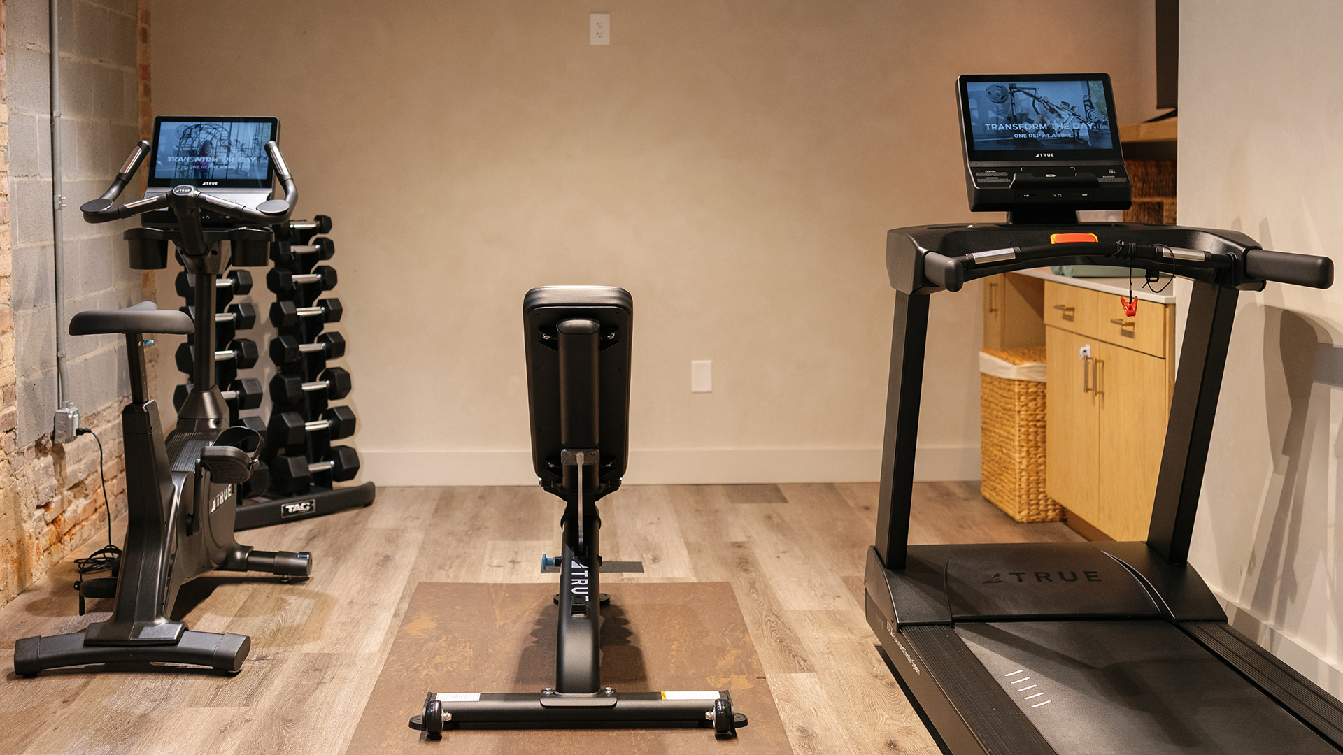 a machine and exercise equipment in a room