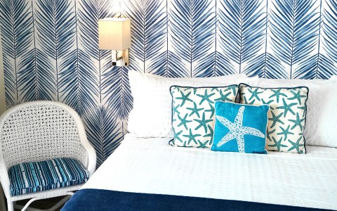 Room Thumbnail 3