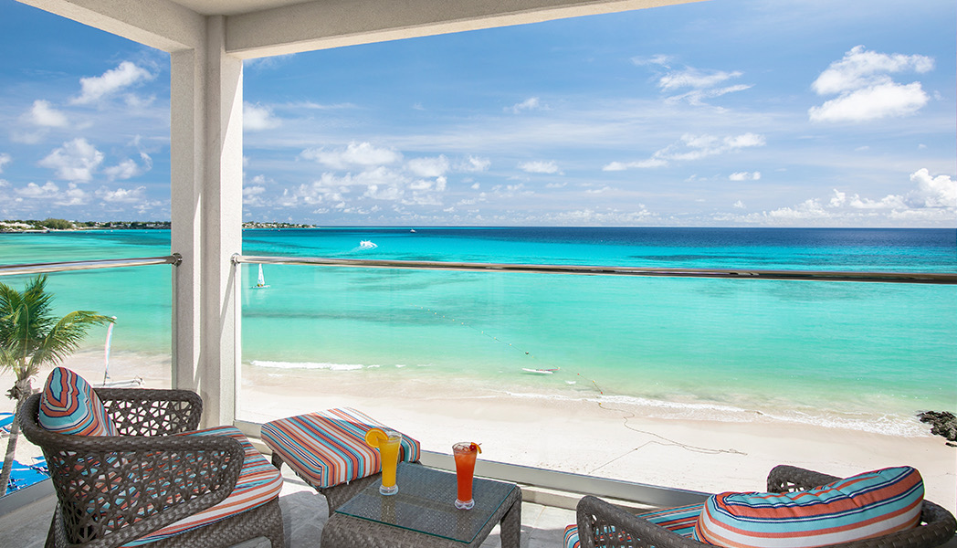 balcony with 2 drinks