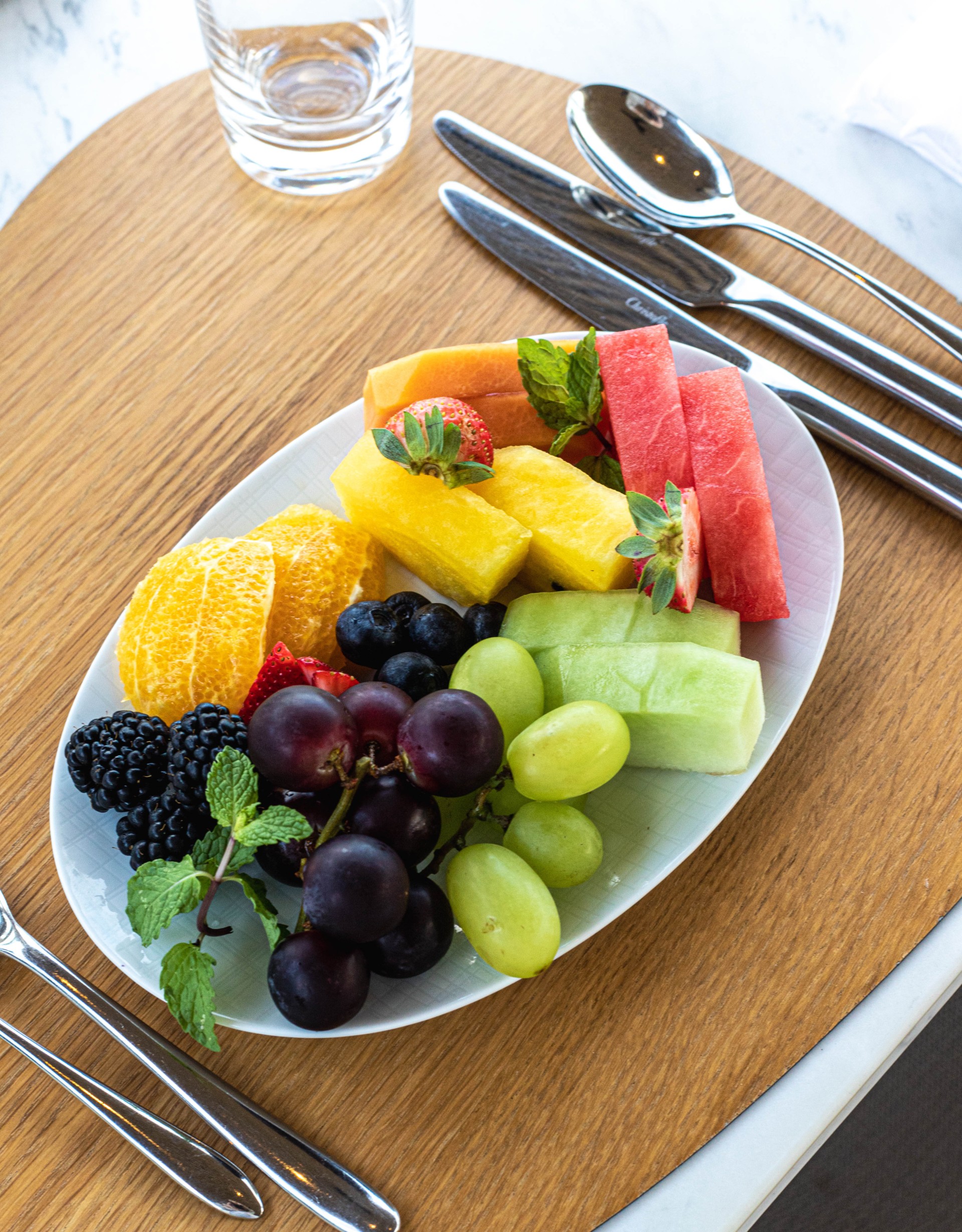 a plate of fruit on a table
