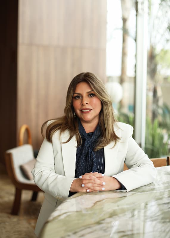 Sylvia Dias