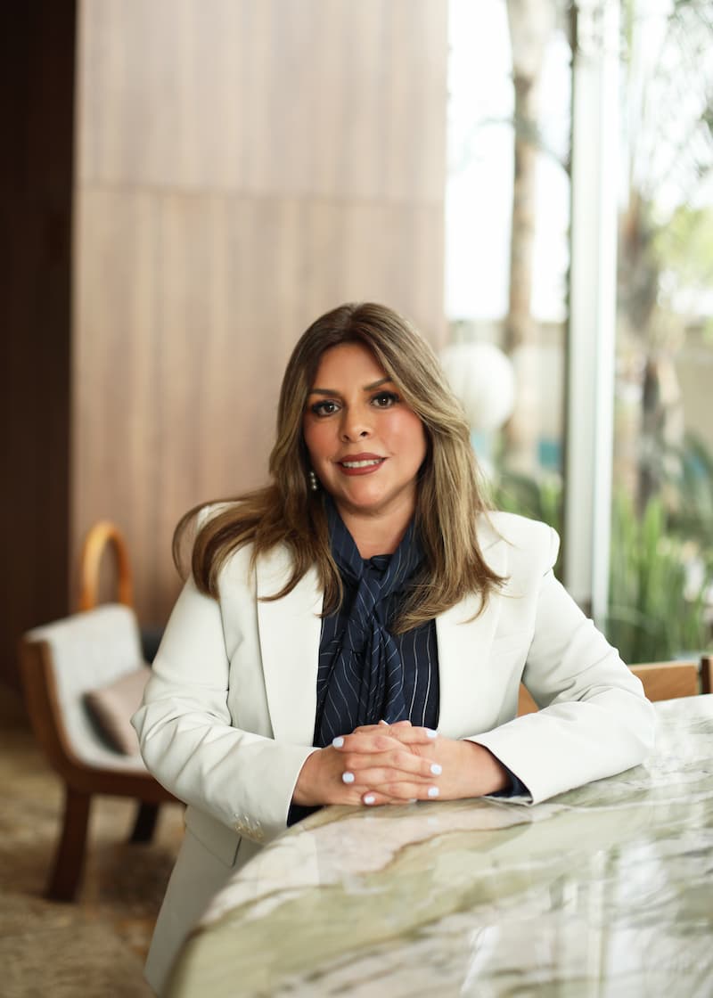 Sylvia Dias