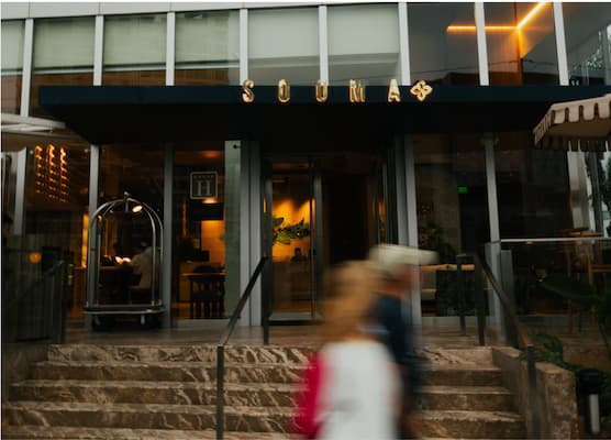 Post image for a blurry image of a building