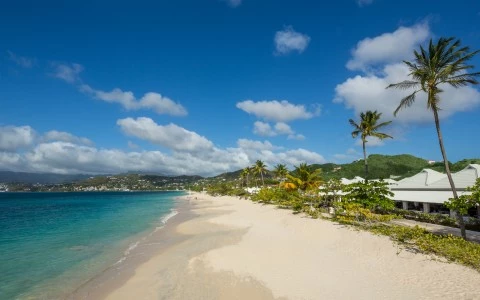 beach in grenada