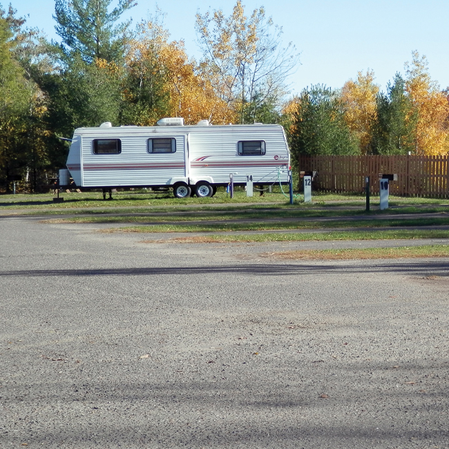 a trailer in a parking lot