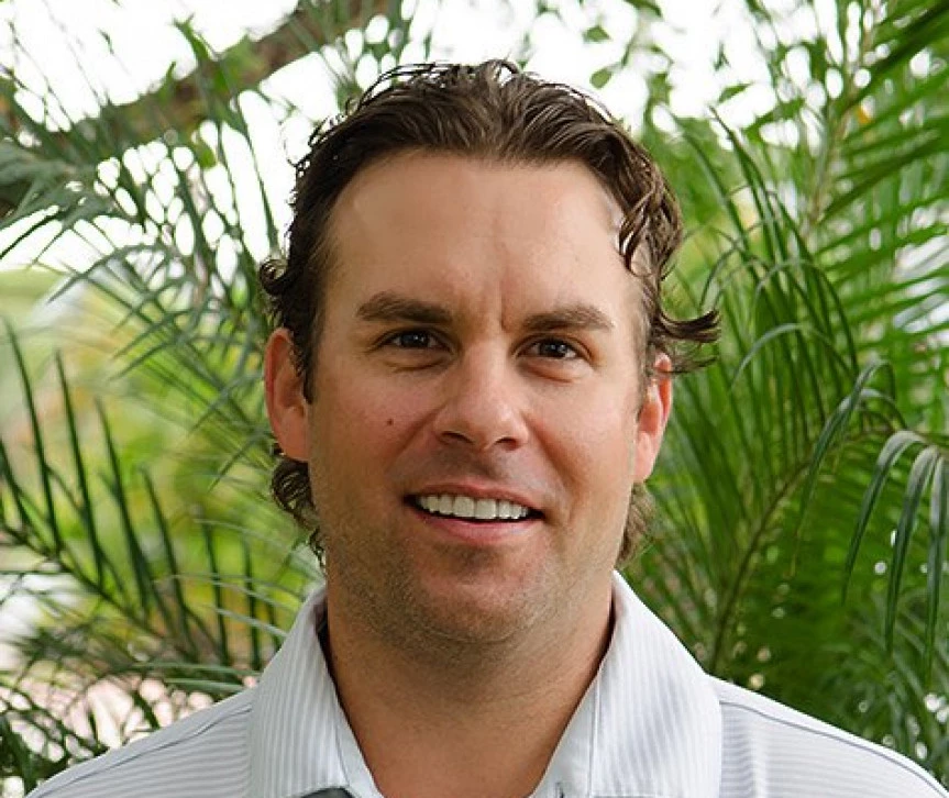 Justin Lawrence Headshot