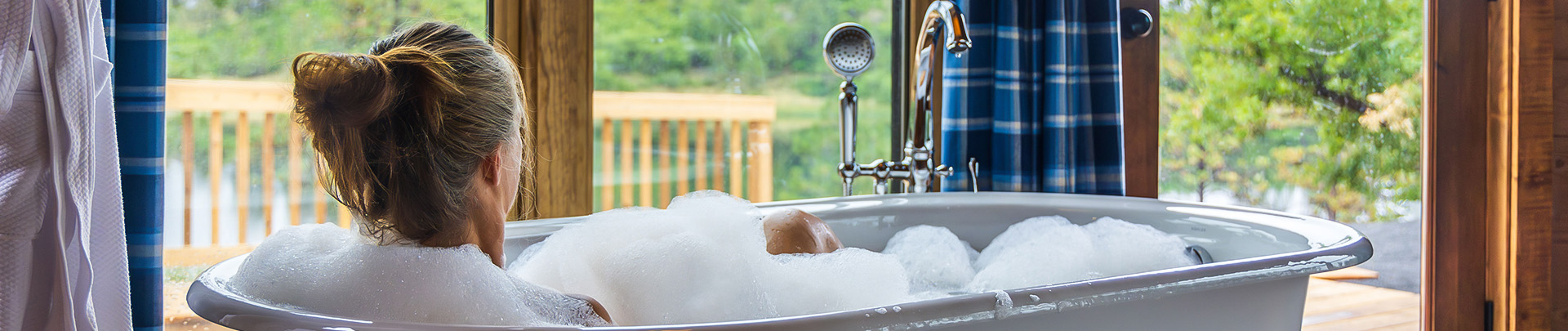 a bathtub full of bubbles