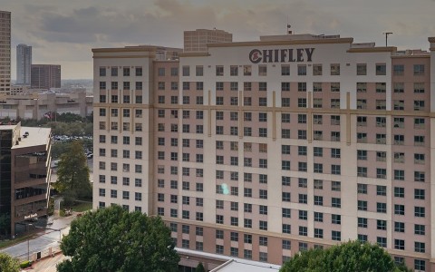 a large building with many windows