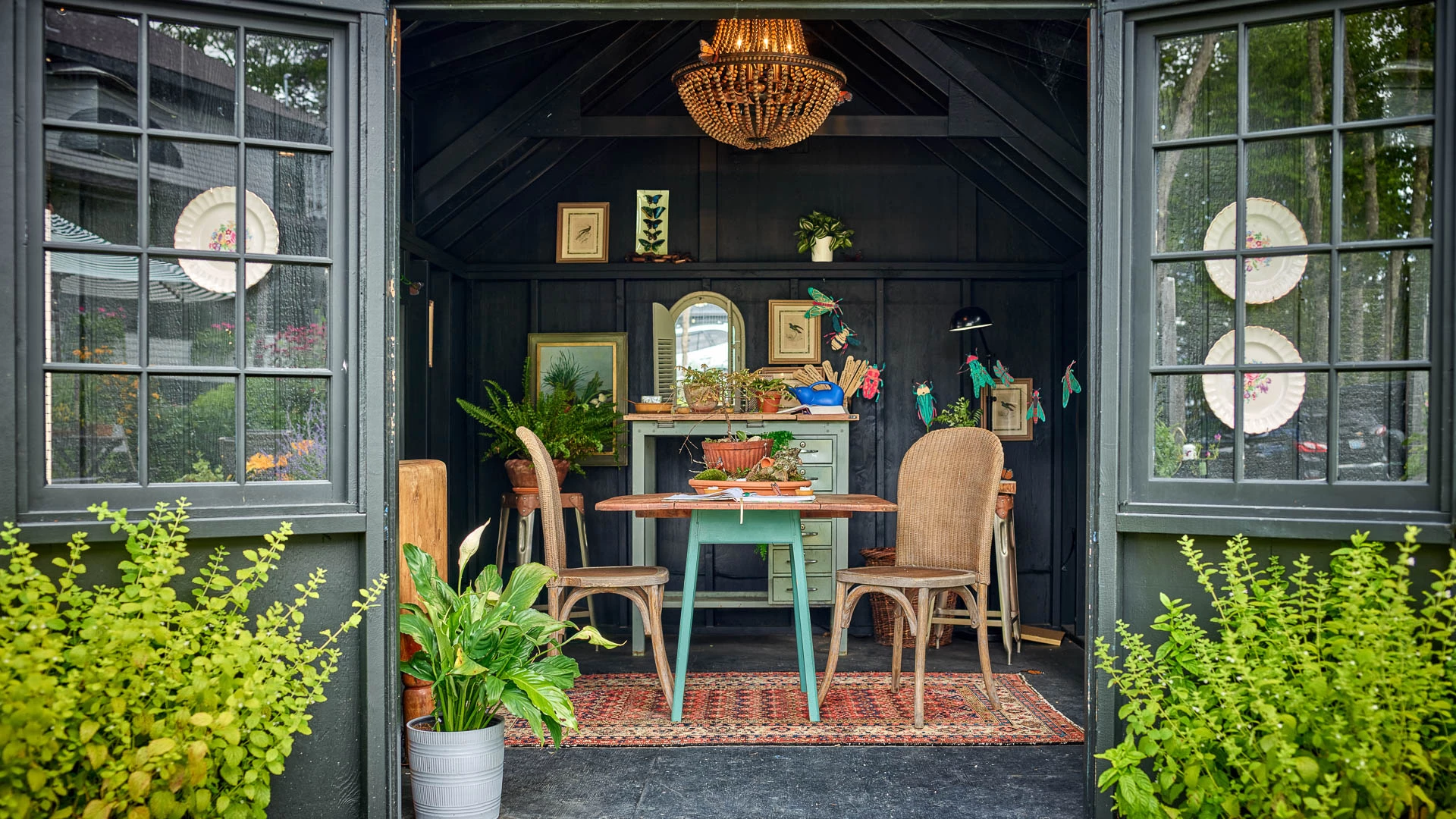 a room with a table and chairs