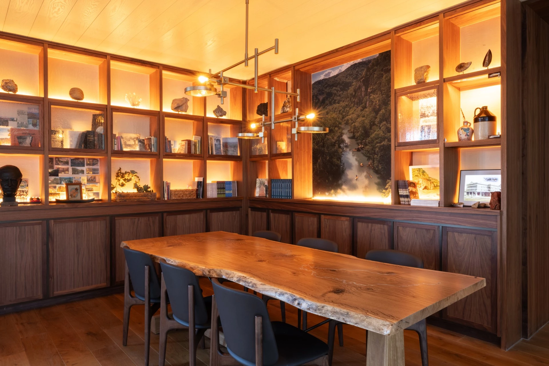 a room with a table and chairs