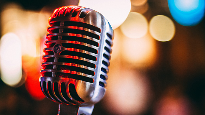 a close up of a microphone