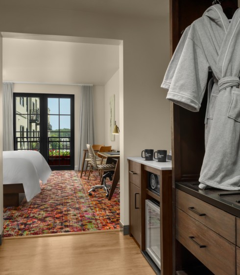 interior view of a deluxe king room at The Gordon Hotel