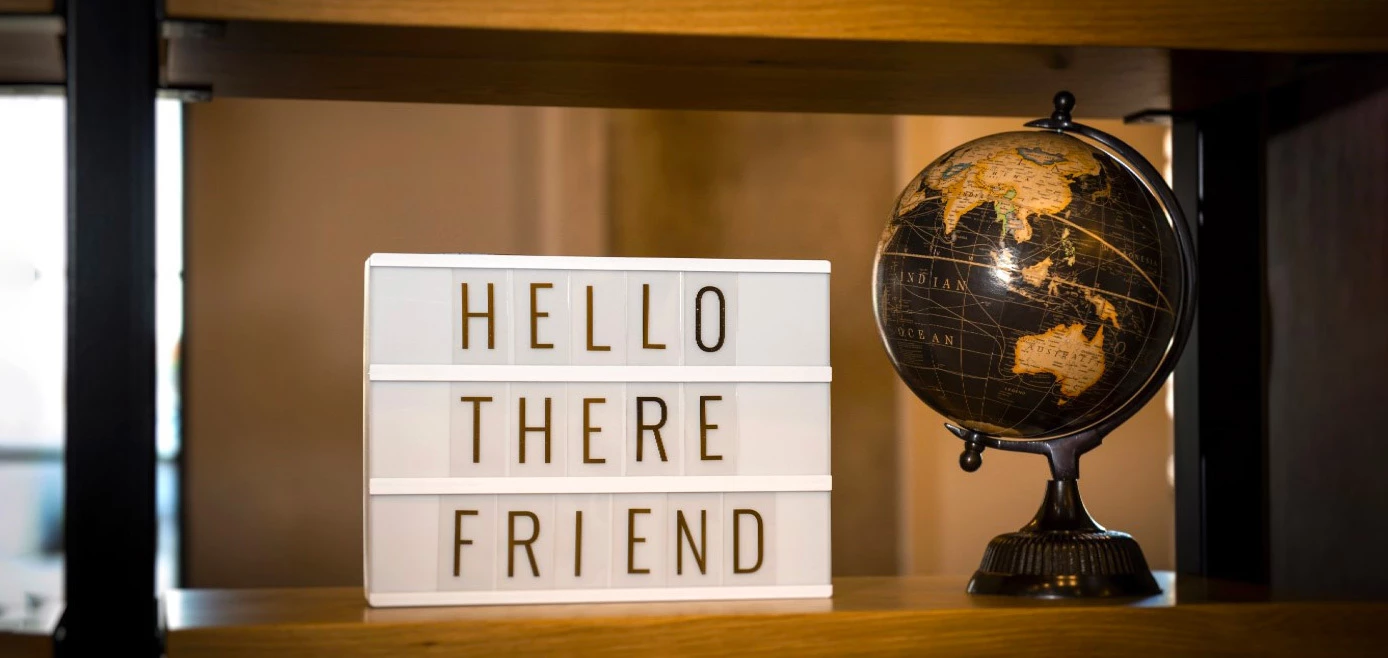 lightbox with a message Hello there friend