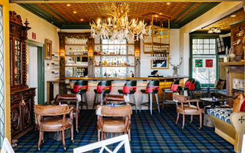 Horsey's Pub bar at The Inn at Stonecliffe inside historic Mansion