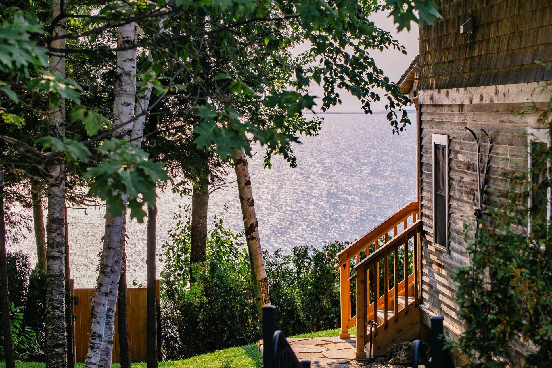 Boutique hotels on Mackinac Island with secluded luxury accommodations and lake views