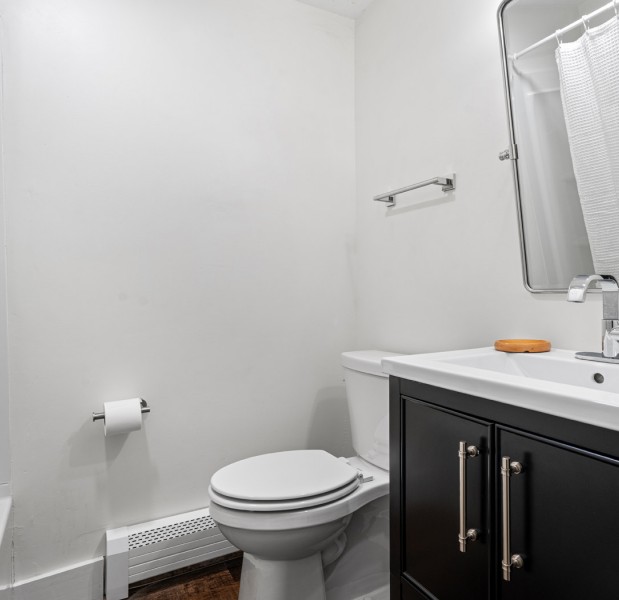 innandmore r15 basicsuitebathroom