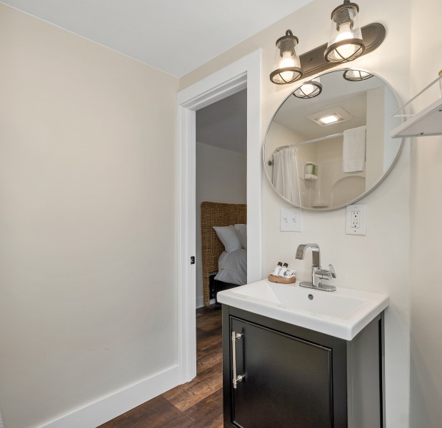 theinnandmore xlargebasicroom14_6