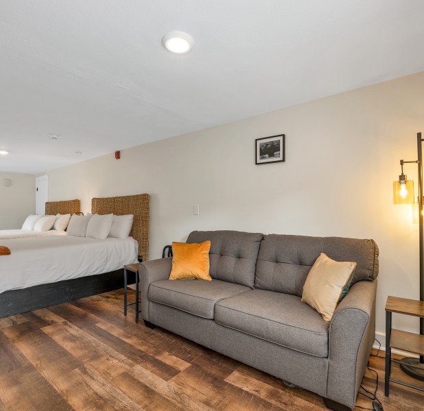 theinnandmore_xlargebasicroom14_1