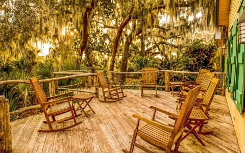 exterior view of porch with chairs 