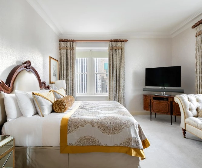 Rooms & Suites