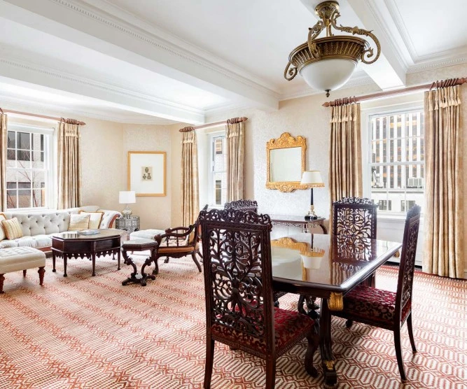 Rooms & Suites