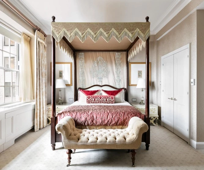 Rooms & Suites
