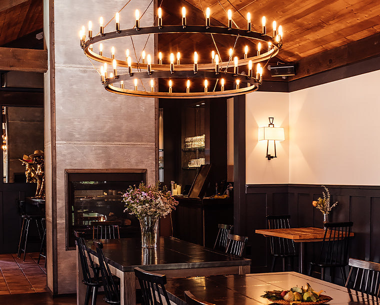 stavrand hall with lit up chandelier 