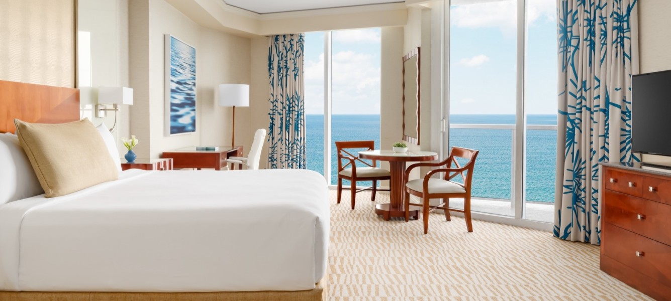 How to Secure a Hotel Room With a View: Expert Tips Revealed 5 How to Secure a Hotel Room With a View: Expert Tips Revealed