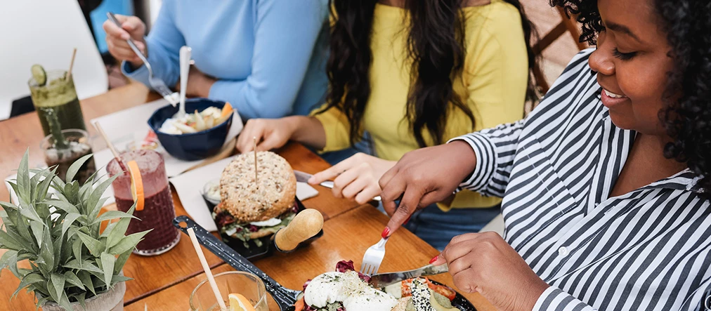 people enjoying fresh good and smoothies