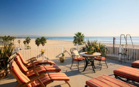 beautiful ocean front patio space 