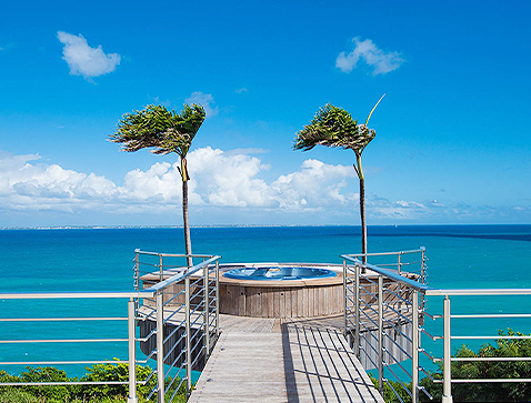 boardwalk to a hot tub