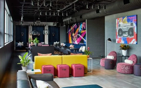 side angle of the restaurant and bar seating area
