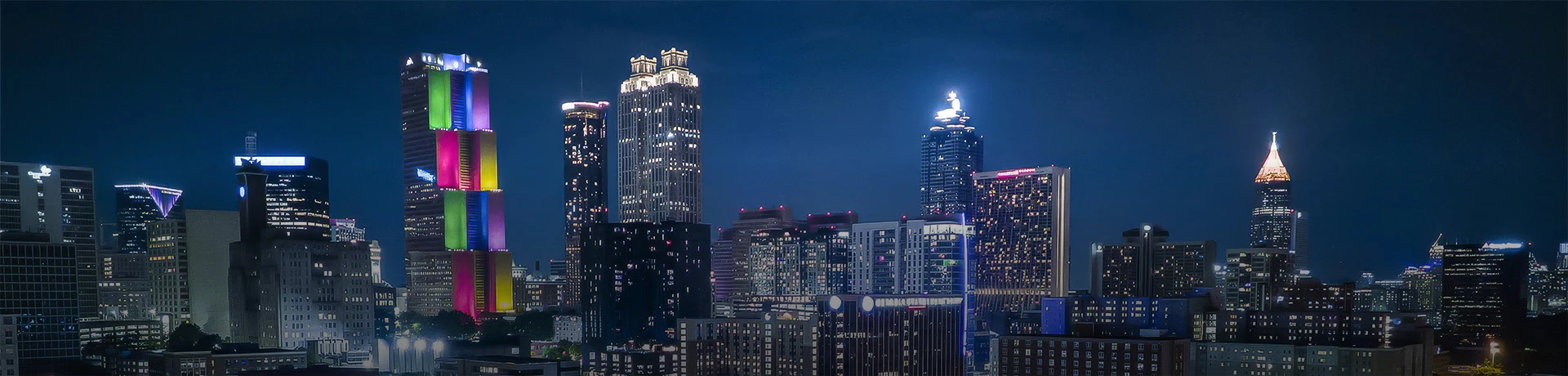 a city skyline at night