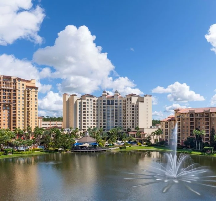a water fountain in front of a building