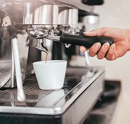 Cafe Coffee Cart espresso machine making coffee