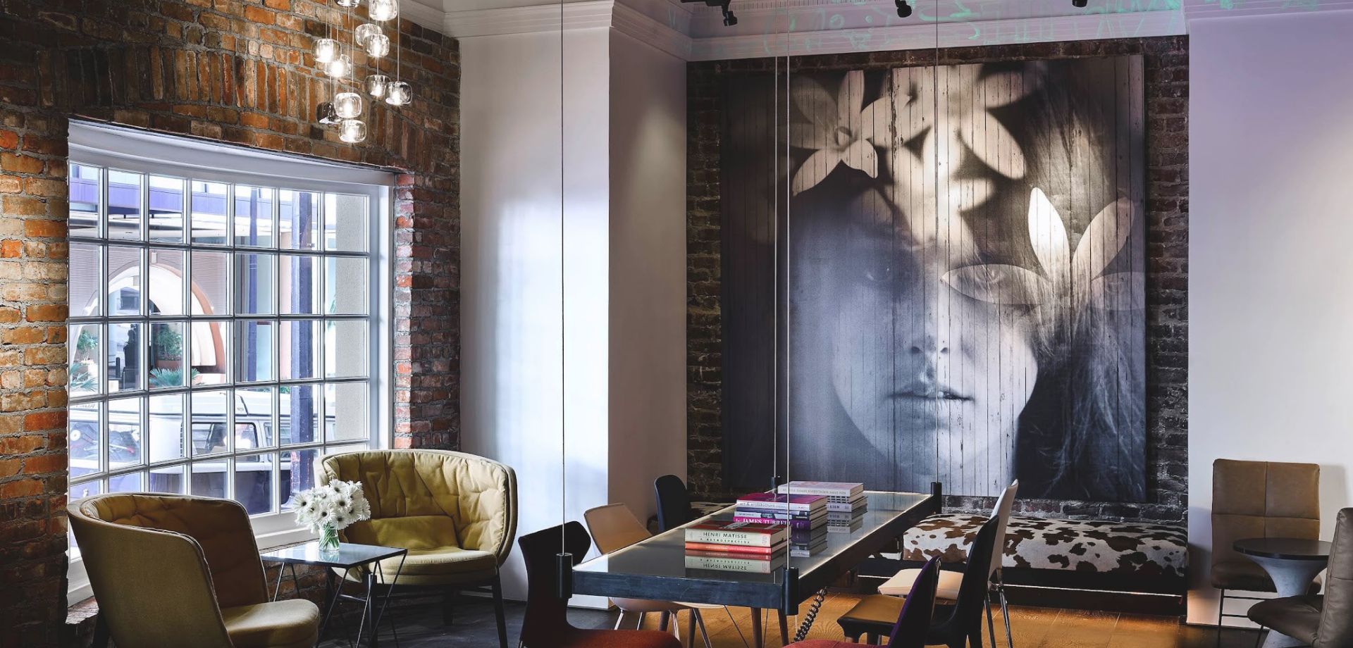 a room with a table and chairs